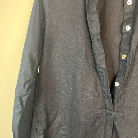 Soft Surroundings Black Popover Top, Small - Picture 3 of 6